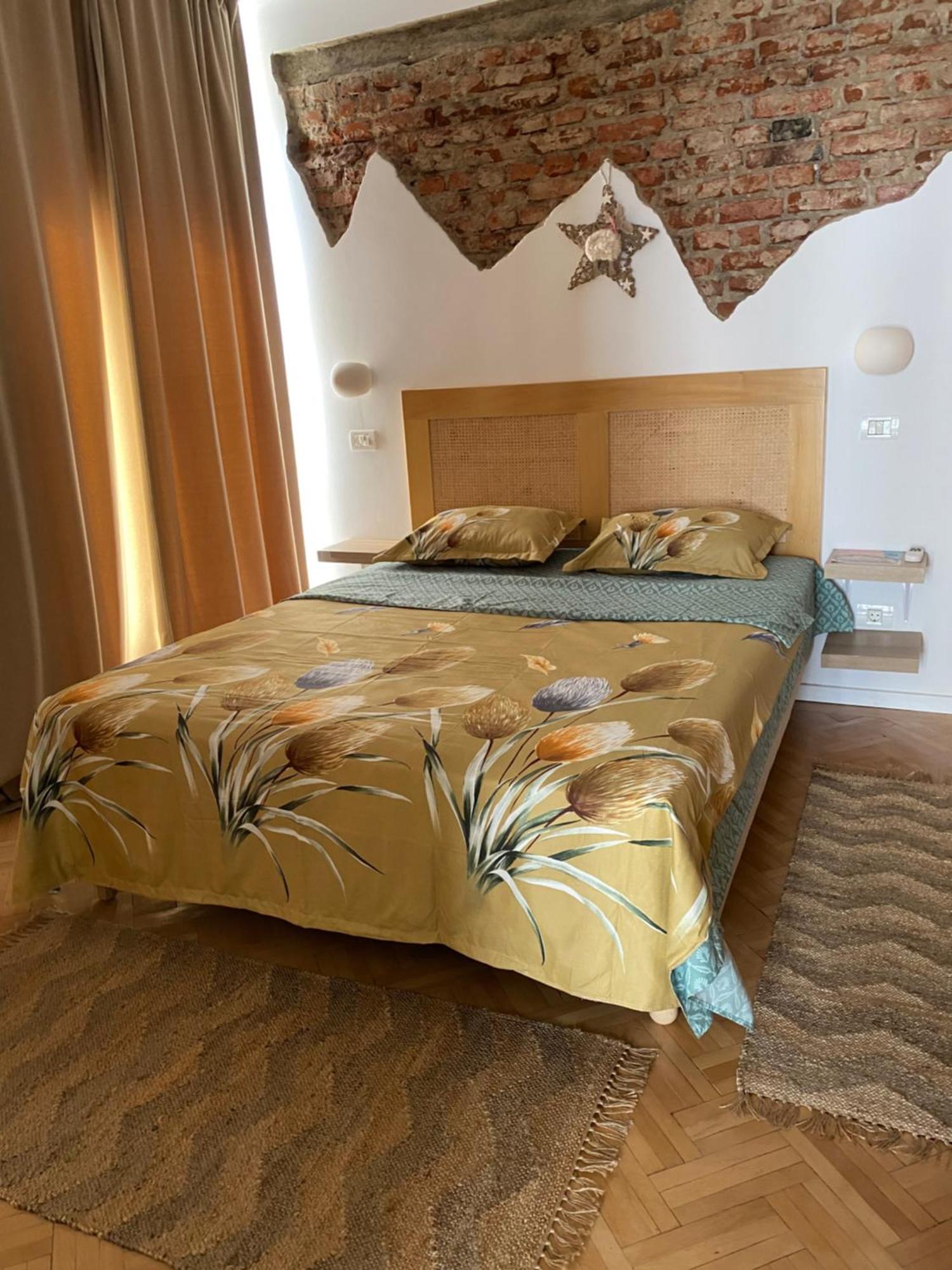 Sweet Cozy Ultracentral Craiova Ngoại thất bức ảnh
